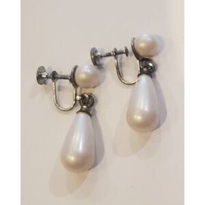 Vintage Elegant Dangle Drop Earrings Classic White Satin Bead Retro Screw Back